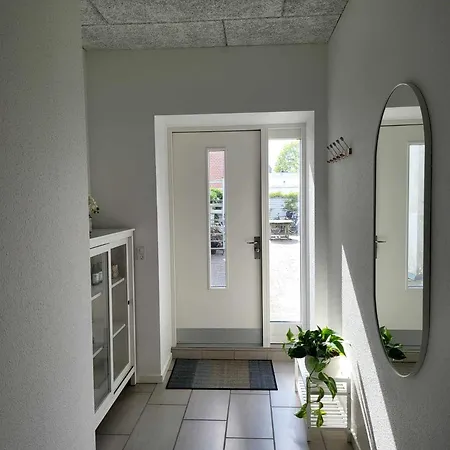 Charmerende Villalejlighed Pa 80 Kvm Inklusiv Gardhave Aarhus