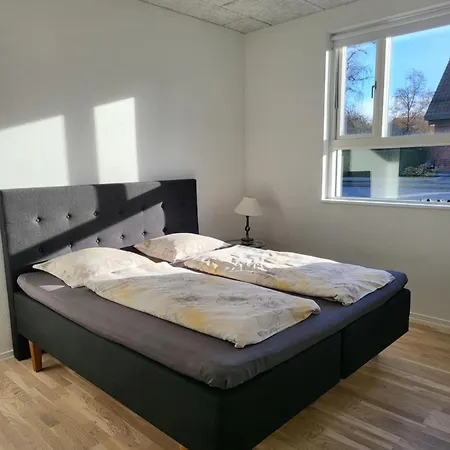 Charmerende Villalejlighed Pa 80 Kvm Inklusiv Gardhave Apartmán Århus